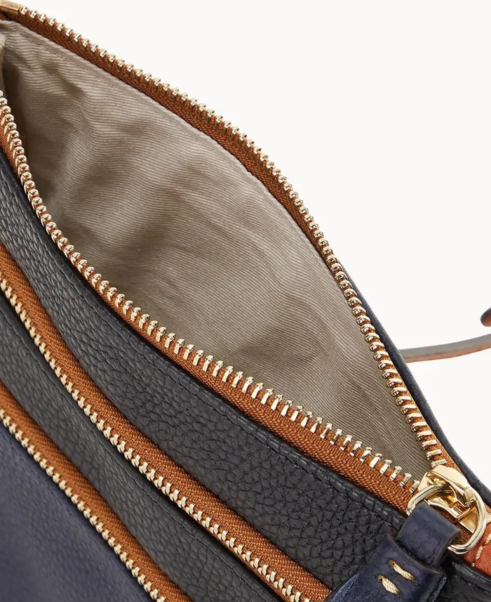 Dooney and Bourke Collegiate University Of Notre Dame Triple Zip Crossbody University Of Notre Dame WomenMen Crossbodies