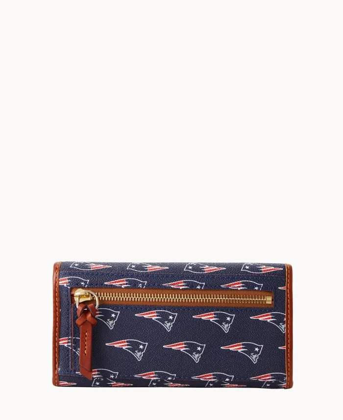 Dooney and Bourke NFL Patriots Cont Clutch Patriots WomenMen Wallets