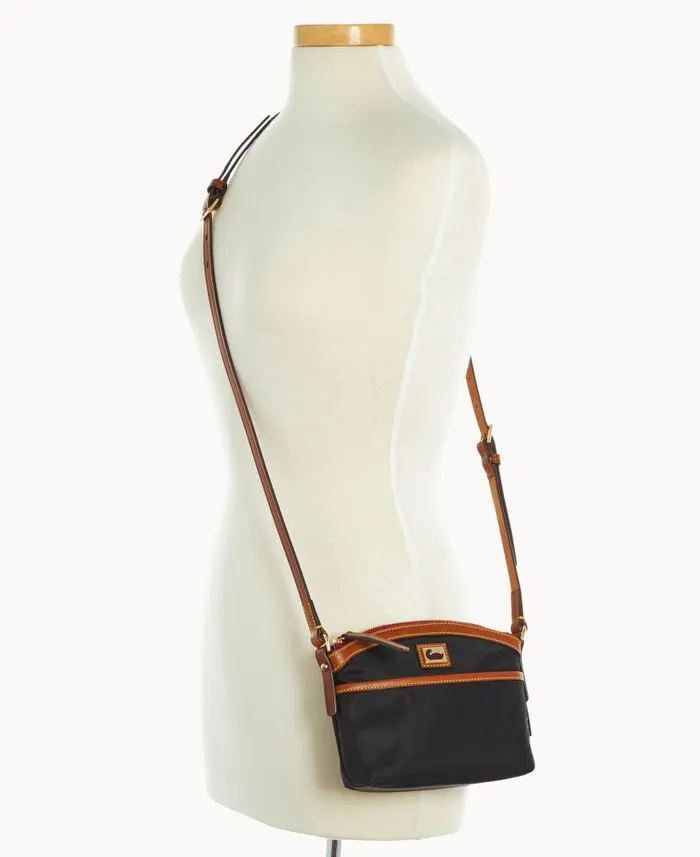 Dooney and Bourke Wayfarer Domed Crossbody Black WomenMen Crossbodies