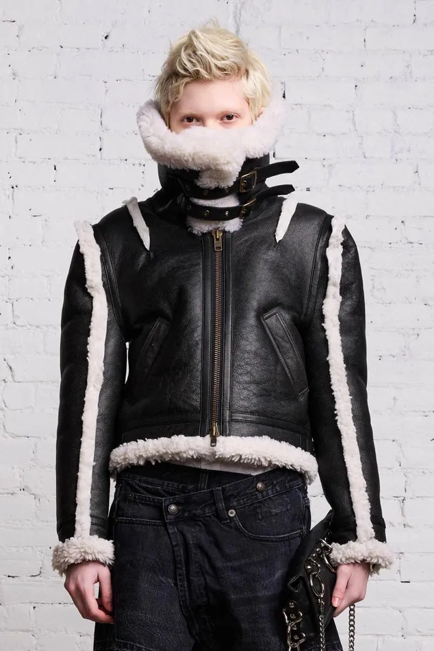 SHRUNKEN FLAT SLEEVE AVIATOR 8211 BLACK Women R13 Tops