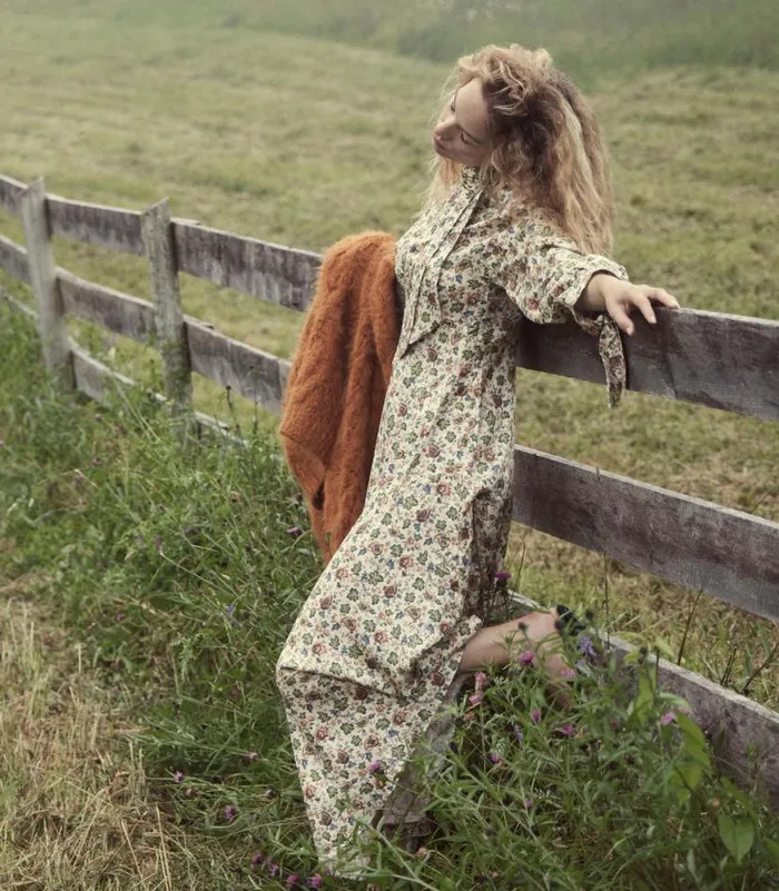 ALDA DRESS Ivory Mulberry Vine Floral Shop DEN Dresses