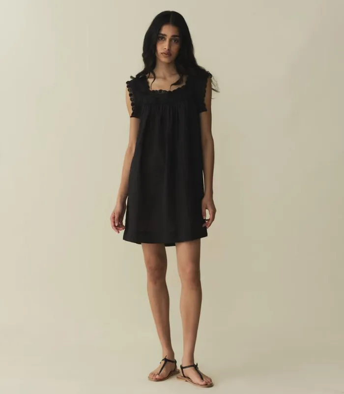 ALMADIA DRESS Black Shop DEN Dresses
