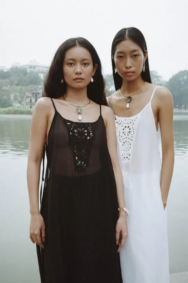 Chan Luu Carmen Crochet Tunic Black Women Dresses