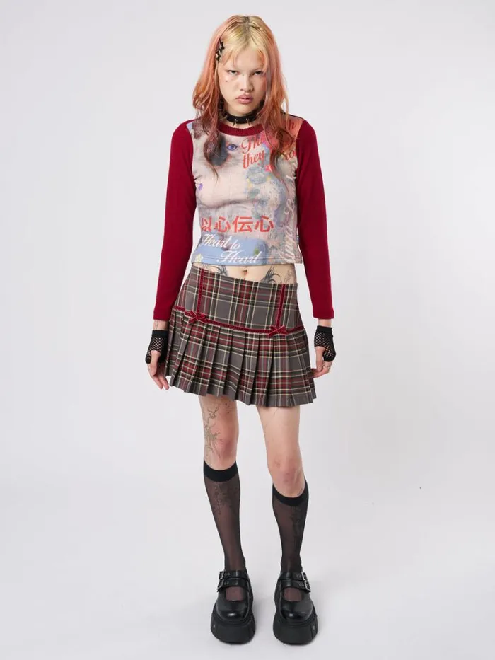 Clothing Minga London Long Sleeve Tops Curious Cat Red Graphic Top