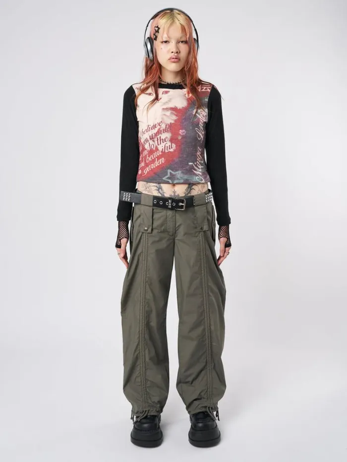 Clothing Minga London Long Sleeve Tops Kitty Kingdom Black Graphic Top