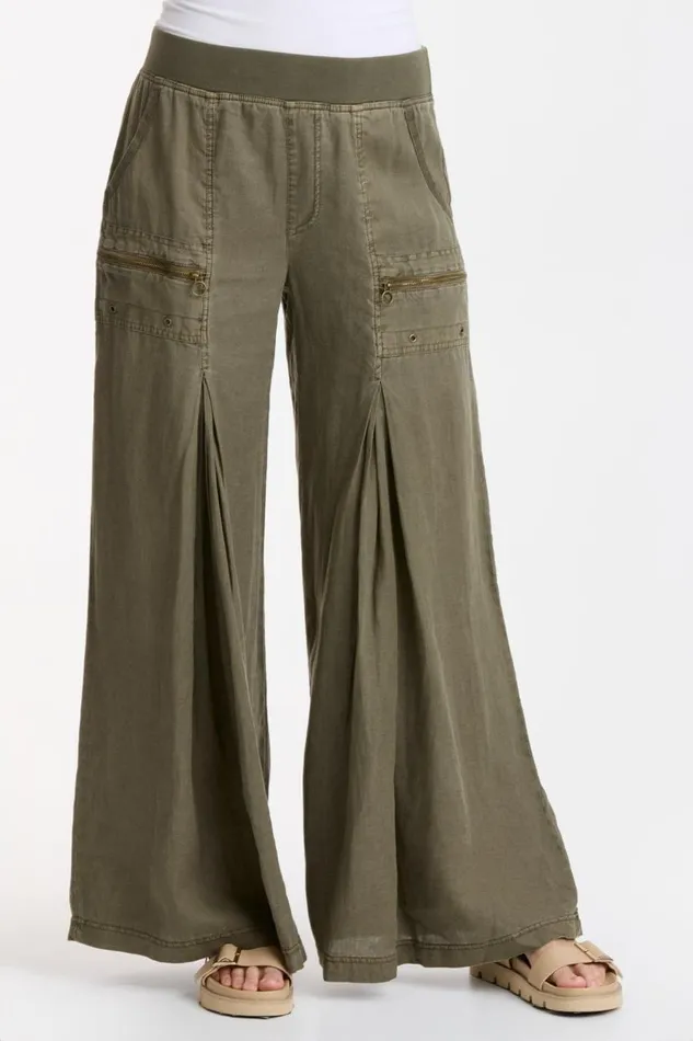 Darja Wide Leg Kombu Pigment Clothing XCVI Pants