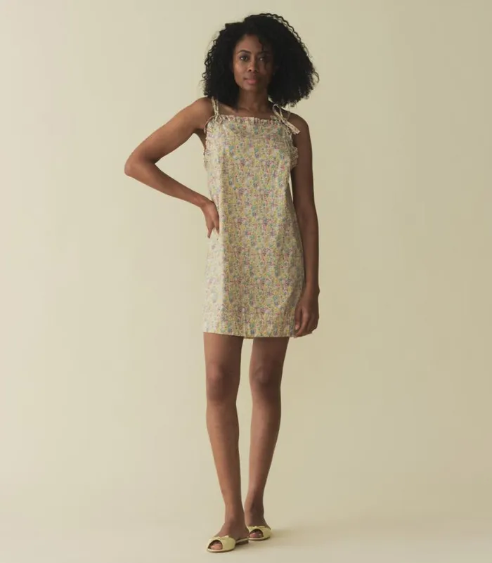 DEE DRESS Chrysanthemum Sky Floral Shop DEN Dresses