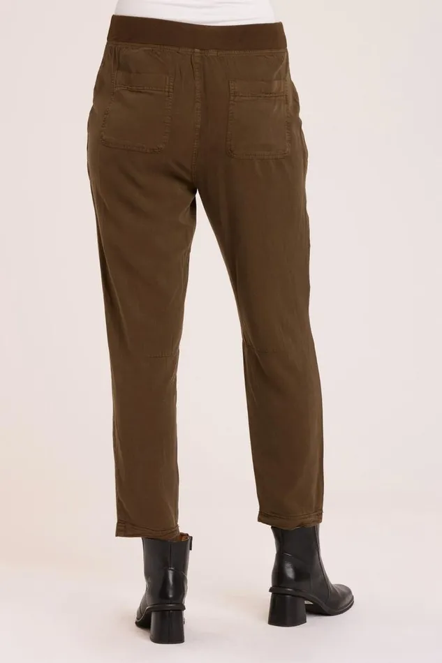 Dollester Pant Boxwood Pigment Clothing XCVI Pants