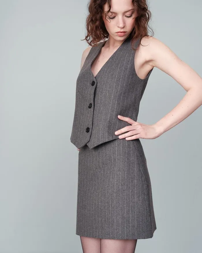 Grace and Mila Short Skirts SKIRT ANTHRACITE NEEDLE 8211 Shop