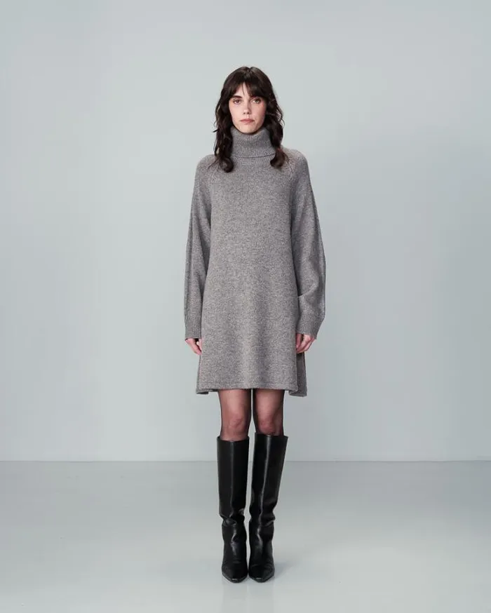 Grace and Mila Sweater Dresses DRESS GRIS NATIVE 8211 Shop