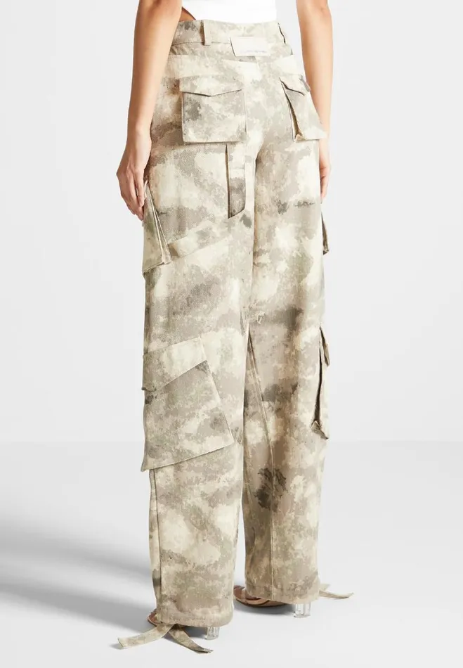 Manire De Voir Cargo Pants and Joggers Manire De Voir Woman High Waisted Camo Cargo Pants 8211 Beige