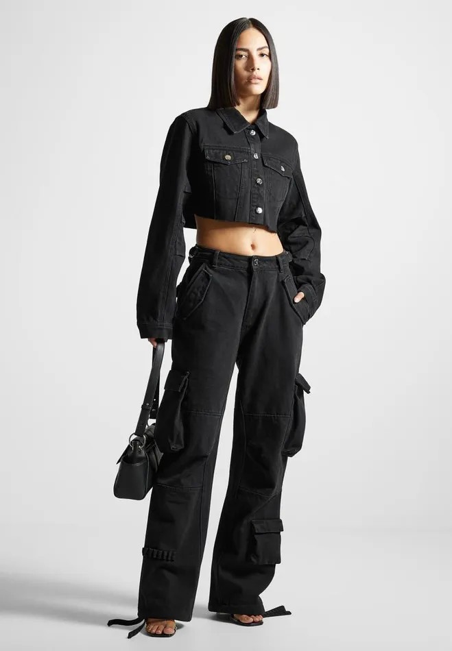 Manire De Voir Cargo Pants and Joggers Manire De Voir Woman Mid Rise Cargo Pants 8211 Black