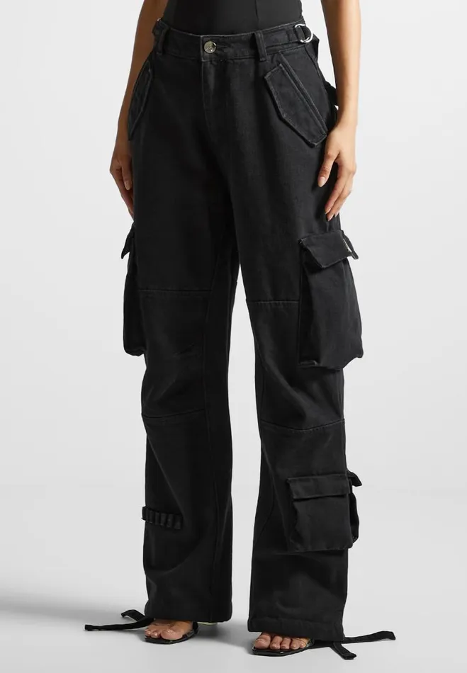 Manire De Voir Cargo Pants and Joggers Manire De Voir Woman Mid Rise Cargo Pants 8211 Black