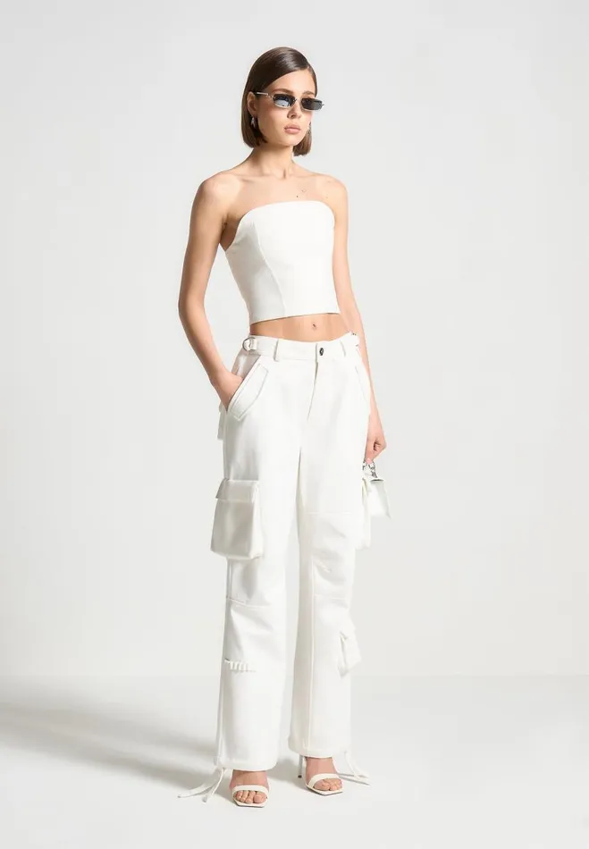 Manire De Voir Cargo Pants and Joggers Manire De Voir Woman Mid Rise Cargo Pants 8211 White