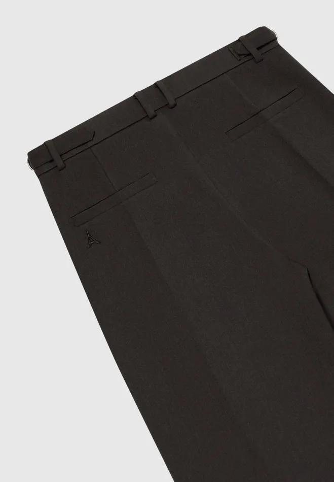 Manire De Voir Formal Trousers Manire De Voir Man Relaxed Fit Textured Twin Pleat Tailored Trousers 8211 Brown