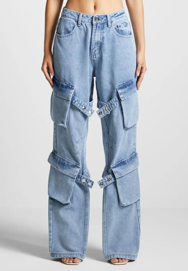 Manire De Voir Jeans Manire De Voir Woman Strap Detail Cargo Jeans 8211 Mid Blue