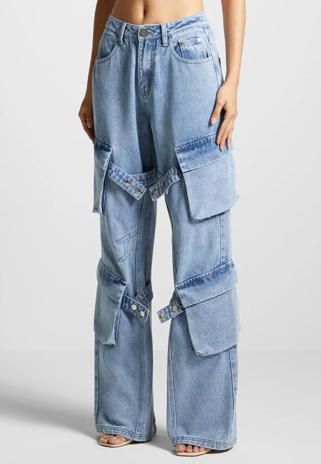 Manire De Voir Jeans Manire De Voir Woman Strap Detail Cargo Jeans 8211 Mid Blue