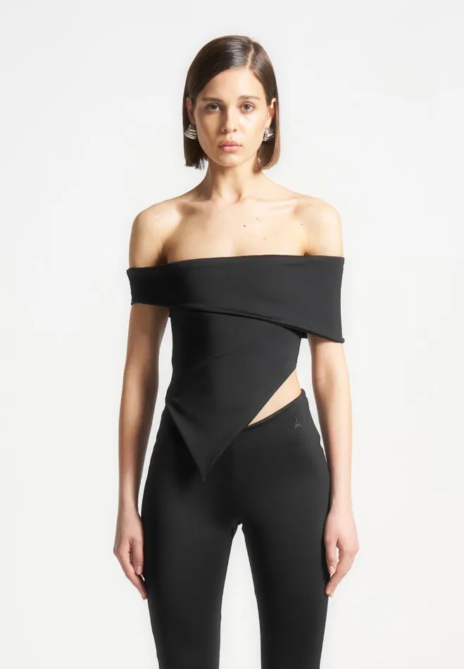 Manire De Voir Matching Sets Manire De Voir Woman Angled Hem Bardot Top 8211 Black Manire De Voir Matching Sets Manire De Voir Woman Angled Hem Bardot Top 8211 Black