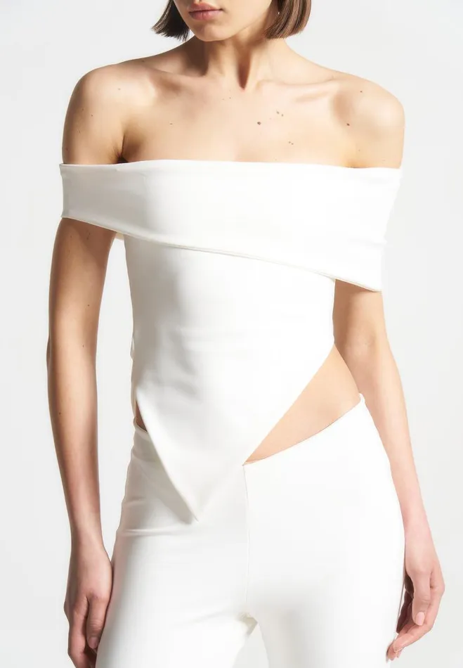 Manire De Voir Matching Sets Manire De Voir Woman Angled Hem Bardot Top 8211 Off White