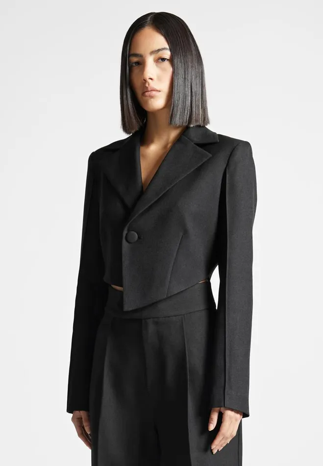 Manire De Voir Matching Sets Manire De Voir Woman Asymmetric Tailored Cropped Blazer 8211 Black