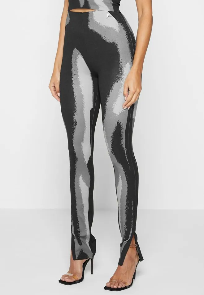 Manire De Voir Matching Sets Manire De Voir Woman Body Print Leggings 8211 WhiteGrey