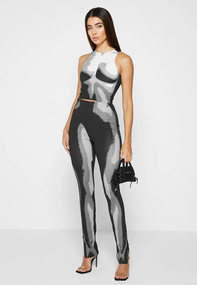Manire De Voir Matching Sets Manire De Voir Woman Body Print Racer Top 8211 WhiteGrey Manire De Voir Matching Sets Manire De Voir Woman Body Print Racer Top 8211 WhiteGrey