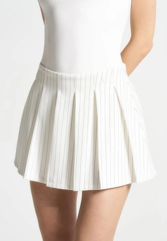Manire De Voir Matching Sets Manire De Voir Woman Pinstripe Pleated Skort 8211 White Manire De Voir Matching Sets Manire De Voir Woman Pinstripe Pleated Skort 8211 White