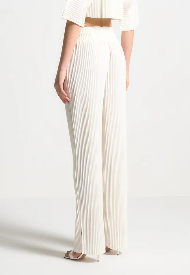 Manire De Voir Matching Sets Manire De Voir Woman Pleated Trousers 8211 Off White