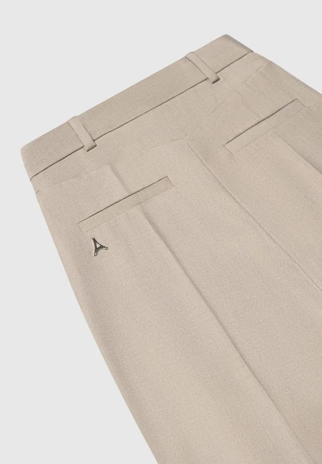 Manire De Voir Matching Sets Manire De Voir Woman Tailored City Shorts 8211 Taupe