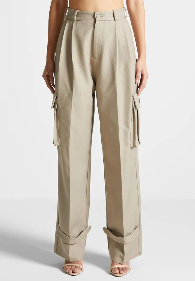 Manire De Voir Matching Sets Manire De Voir Woman Tailored Pleated Cargo Trousers 8211 Beige