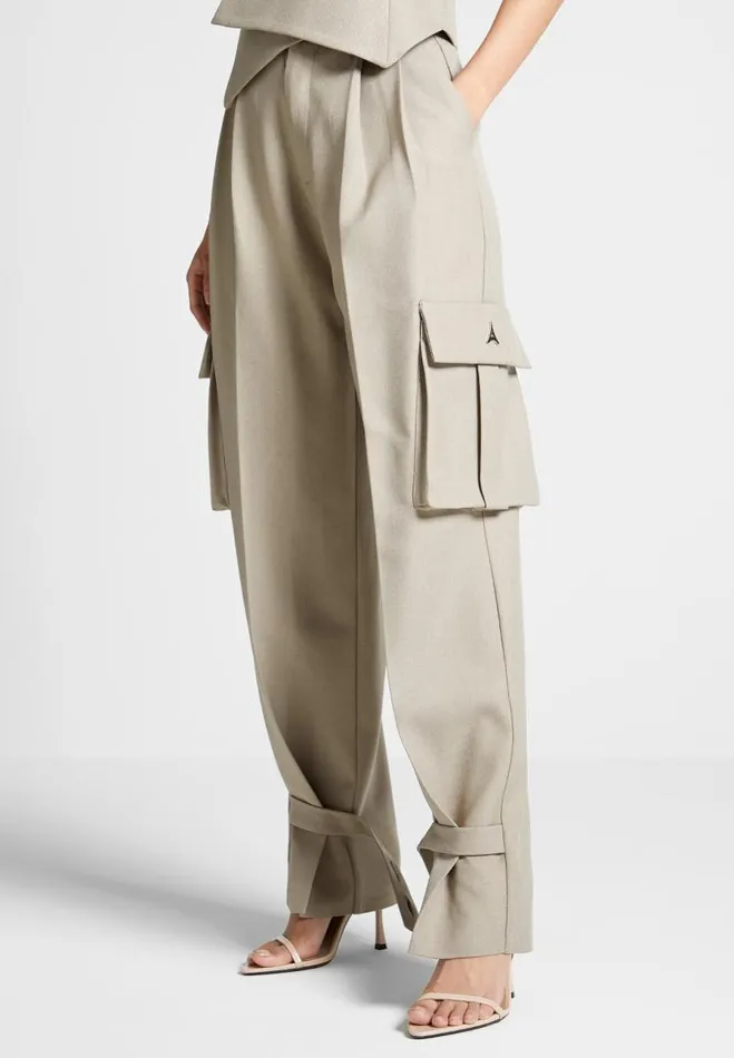 Manire De Voir Matching Sets Manire De Voir Woman Tailored Pleated Cargo Trousers 8211 Beige