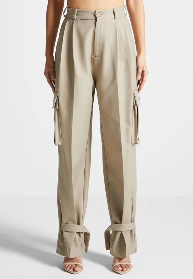 Manire De Voir Matching Sets Manire De Voir Woman Tailored Pleated Cargo Trousers 8211 Beige