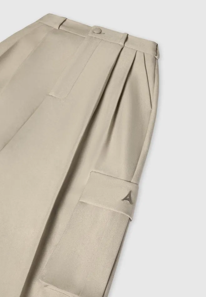 Manire De Voir Matching Sets Manire De Voir Woman Tailored Pleated Cargo Trousers 8211 Beige