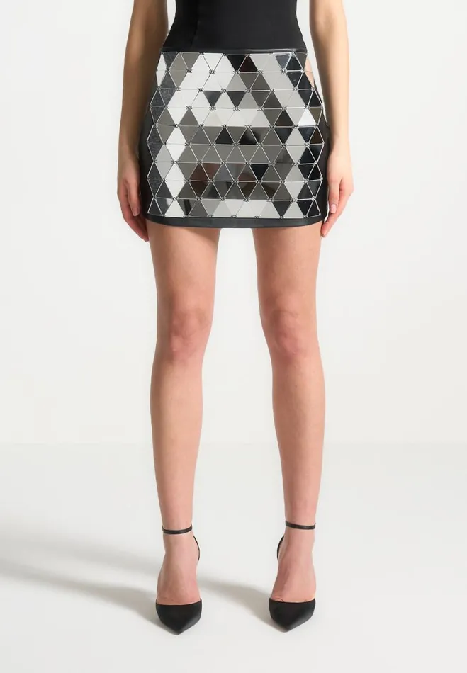 Manire De Voir Matching Sets Manire De Voir Woman Vegan Leather Mirrored Mini Skirt 8211 SilverBlack Manire De Voir Matching Sets Manire De Voir Woman Vegan Leather Mirrored Mini Skirt 8211 SilverBlack