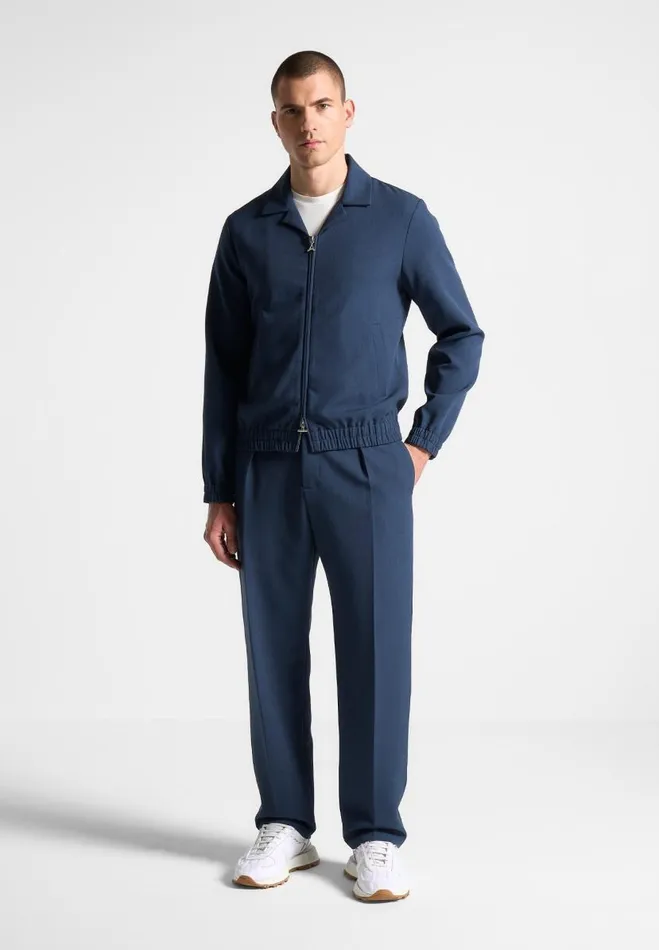 Manire De Voir Modern Tailoring Manire De Voir Man Relaxed Fit Hatched Pleated Tailored Trousers 8211 Blue Manire De Voir Modern Tailoring Manire De Voir Man Relaxed Fit Hatched Pleated Tailored Trousers 8211 Blue