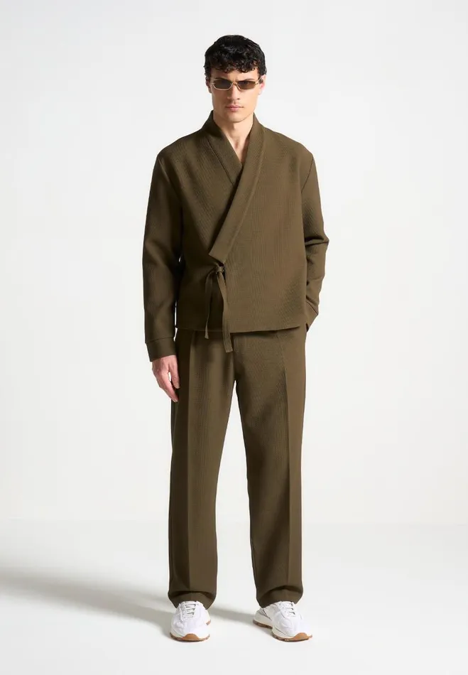 Manire De Voir Modern Tailoring Manire De Voir Man Relaxed Fit Textured Belted Tailored Trousers 8211 Khaki