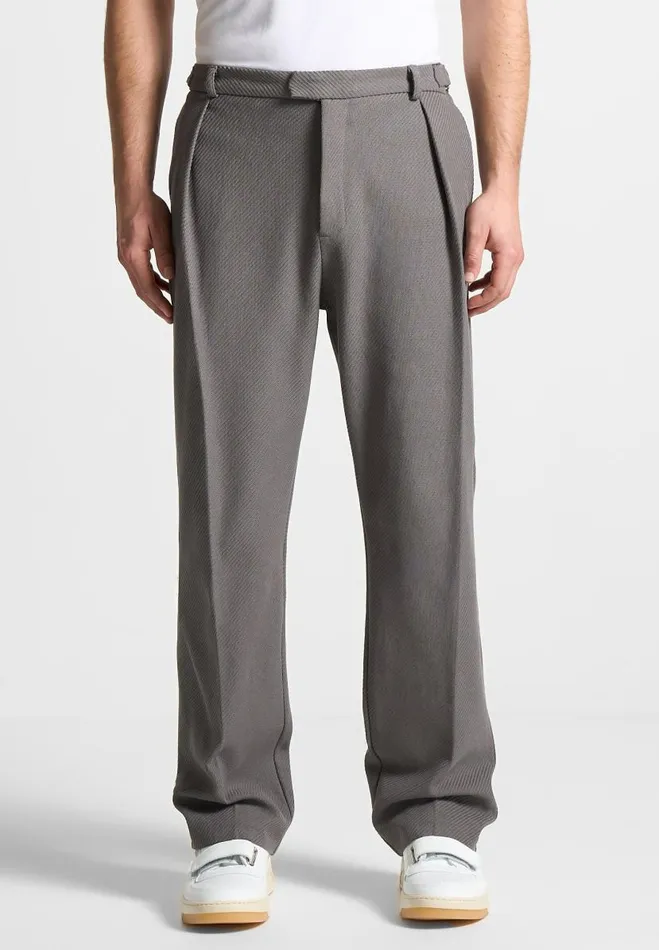 Manire De Voir Modern Tailoring Manire De Voir Man Relaxed Fit Twill Pleated Tailored Trousers 8211 Grey