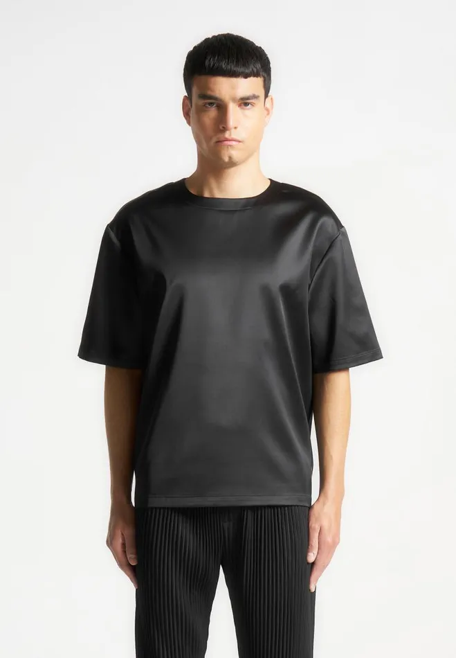 Manire De Voir TShirts and Tops Manire De Voir Man Satin Boxy Fit TShirt 8211 Black Manire De Voir TShirts and Tops Manire De Voir Man Satin Boxy Fit TShirt 8211 Black