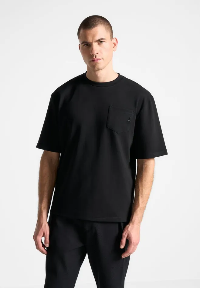 Manire De Voir TShirts and Tops Manire De Voir Man ternel Boxy Fit TShirt 8211 Black