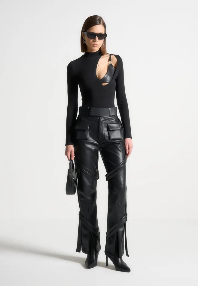Manire De Voir Trousers Manire De Voir Woman Vegan Leather Carpenter Cargo Trousers 8211 Black