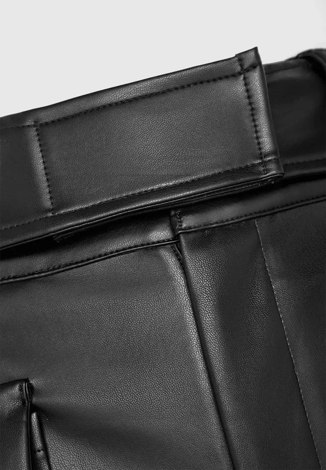 Manire De Voir Trousers Manire De Voir Woman Vegan Leather Carpenter Cargo Trousers 8211 Black