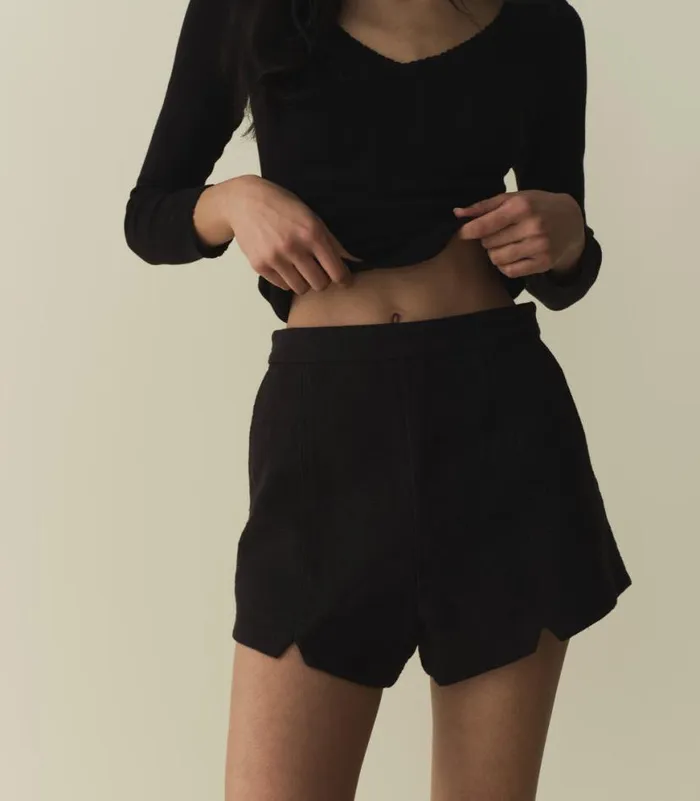 MAVEN SHORT Black Shop DEN Pants and Shorts