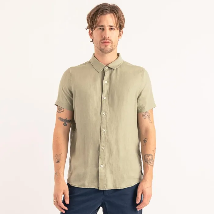 Men Banks Journal Shirts Hastings SS Woven Shirt Green Tea