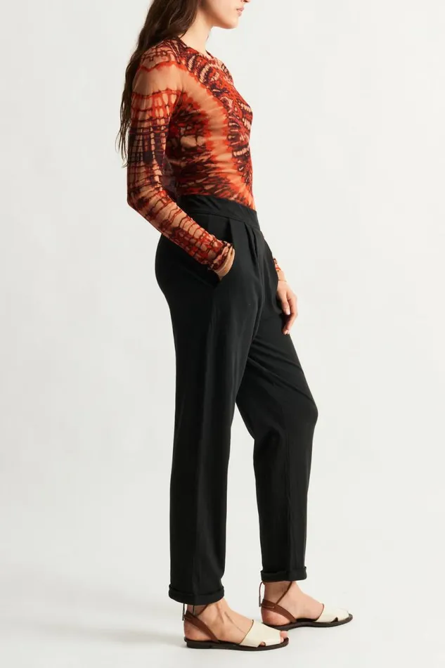 Raquel Allegra Bottoms Women Black Easy Cuff Pant