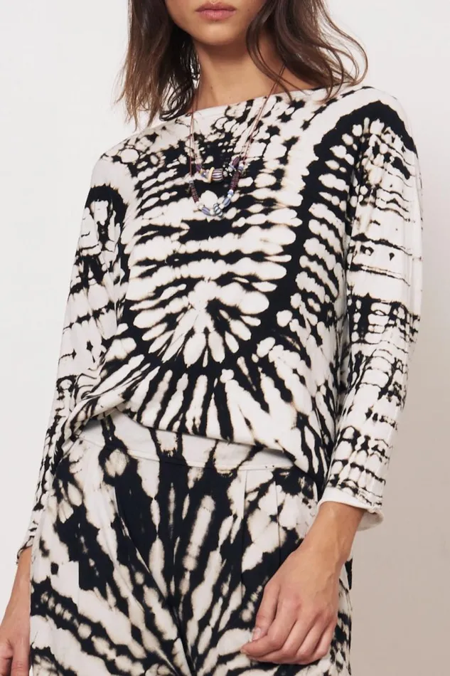 Raquel Allegra Tops Women Black And Dirty White Toureg Top