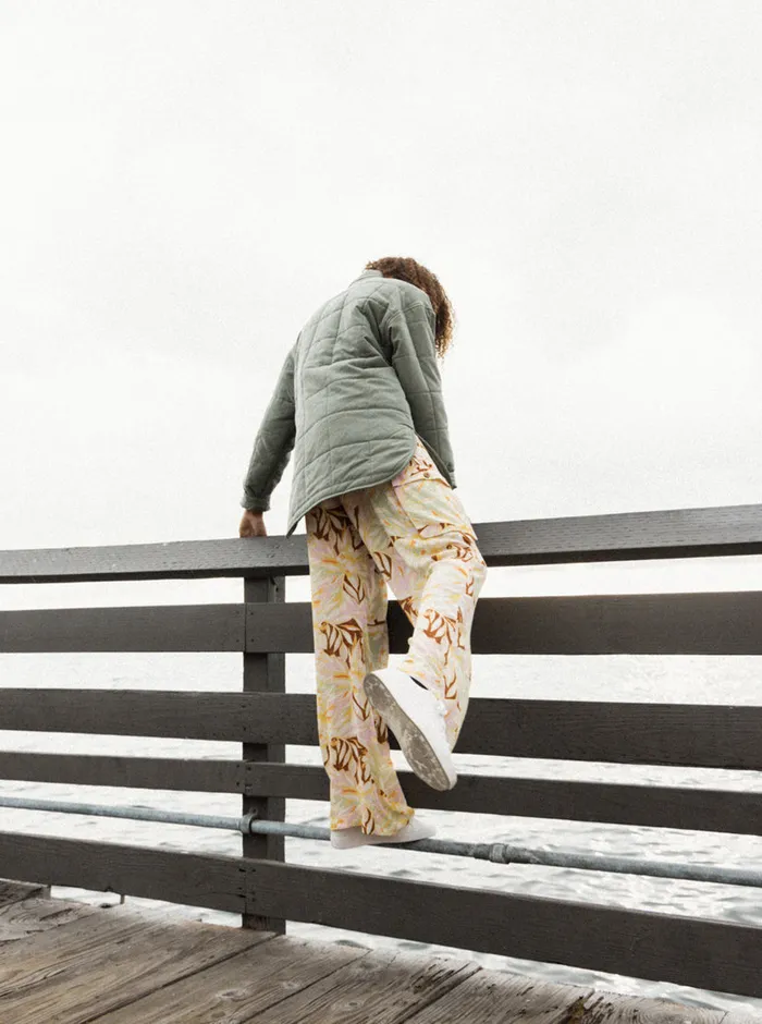 Roxy Pants and Jeans Precious HighWaist Printed Cargo Pants Quiet Green Coast 2 Coast 8211 Womens
