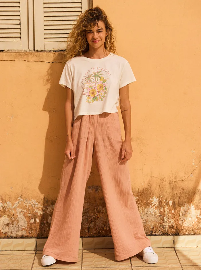 Roxy Tees and Tanks Hibiscus Paradise Cropped TShirt Snow White 8211 Womens