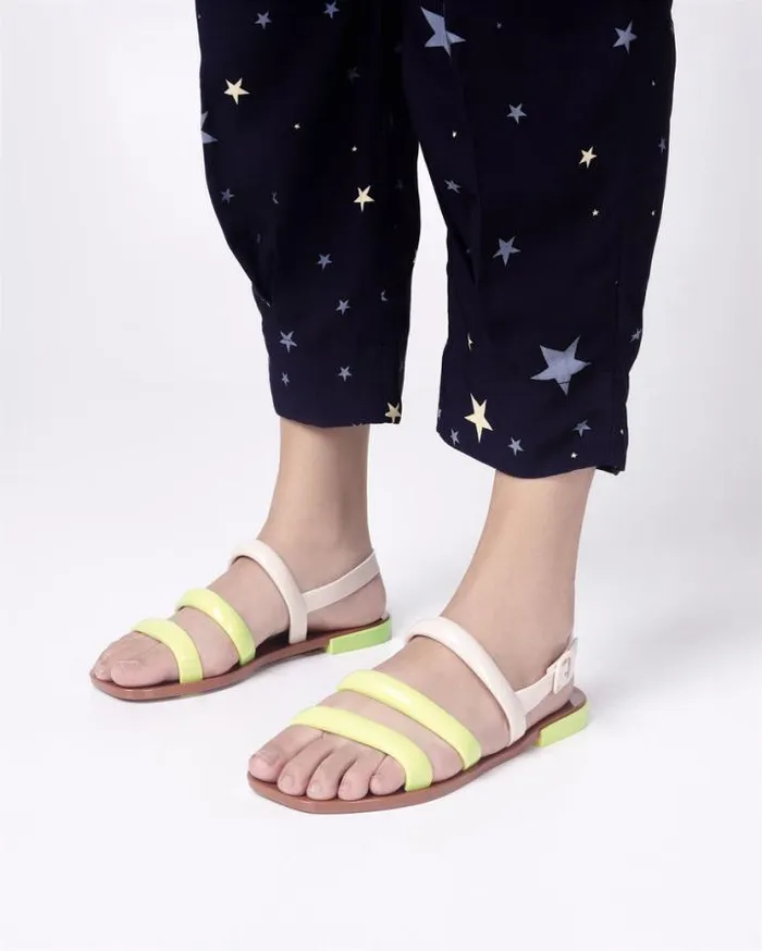 Sandals Women Melissa Essential Wave Brownyellow