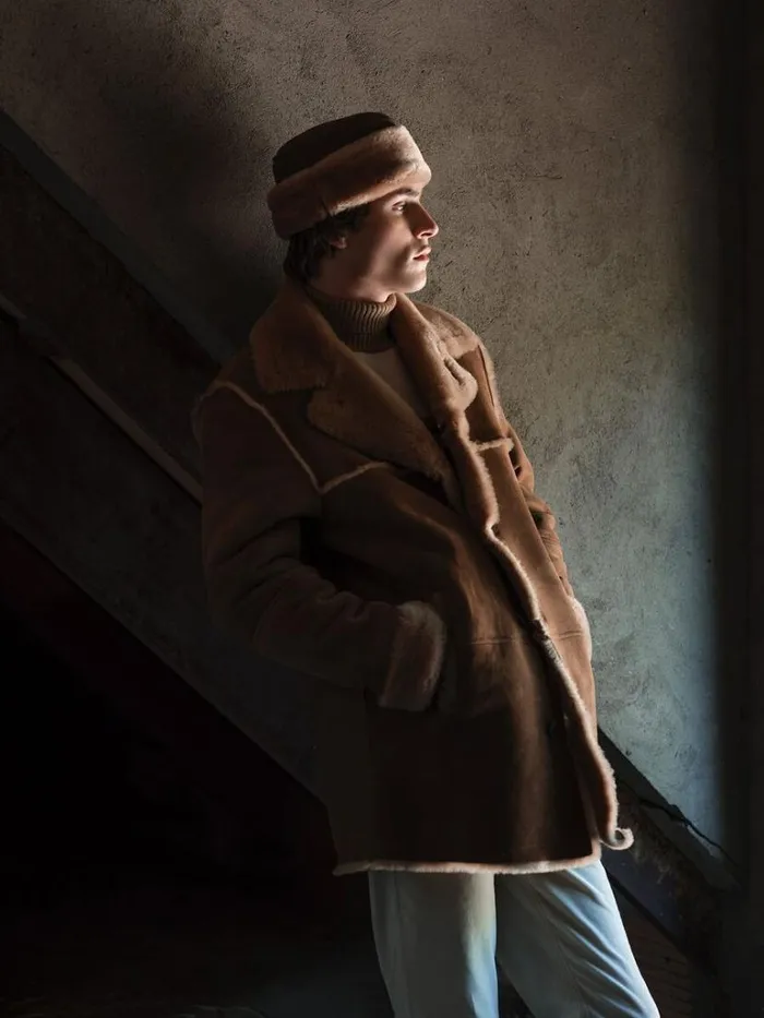 Scarves Hats Gloves Mens Paul Stuart Round Shearling Hat Chestnut