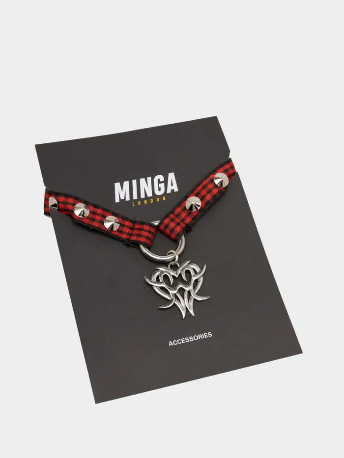 Shop Minga London Accessories Heart Of Thorns Pendant Choker Necklace